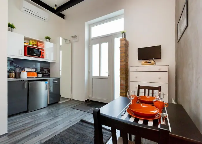 K10 A Kazinczy Apartment